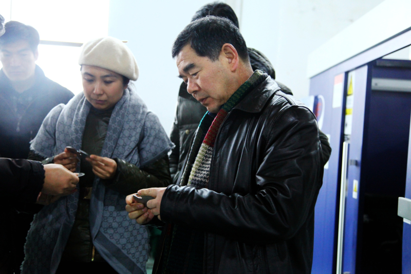 省社副主任張建調(diào)研智能廚房機(jī)器人項目