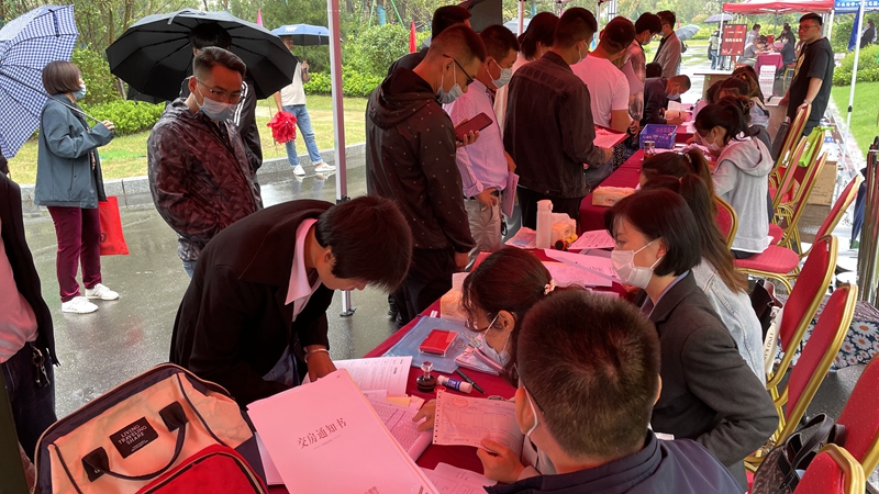 濟寧華都金色蘭庭香堤&middot;公園里18-20#樓順利交房 金色蘭庭項目圓滿收官