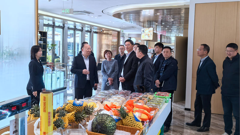 曹勇奇帶隊(duì)赴物產(chǎn)中大云商考察調(diào)研