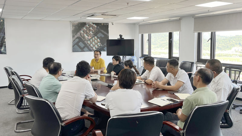 樂清華都聯(lián)合虹元商管召開法律風(fēng)險(xiǎn)防范專題研討會